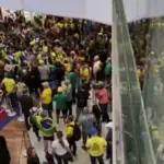 Manifestantes contra Lula