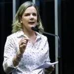 Gleisi insubordinação Arruda