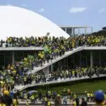 AGU financiadores manifestantes liberdade