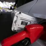 Preço médio nacional da gasolina sobe 3%