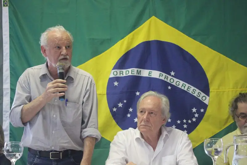 MST ministro
