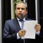 Secretário Lula Controle Armas