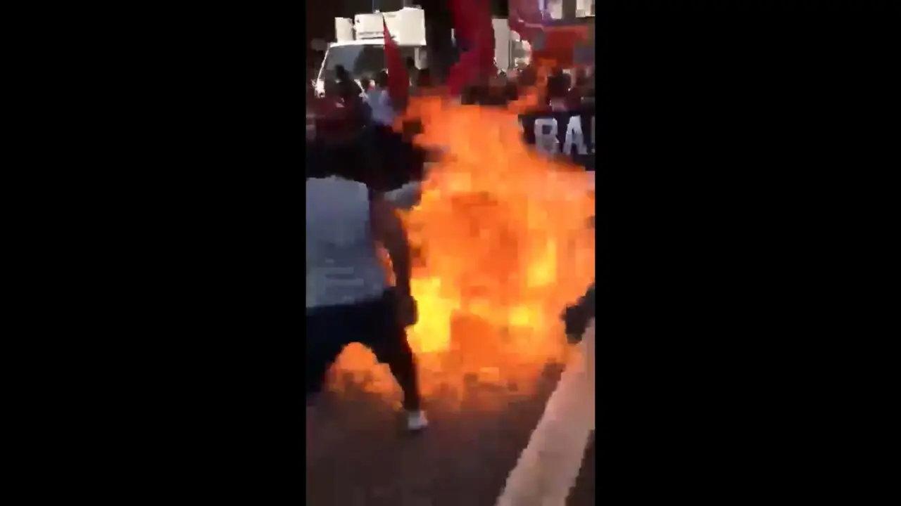 Esquerdistas Fogo Campos Neto