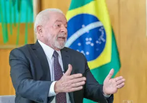 Lula contratos