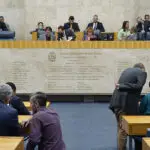 emprego preso