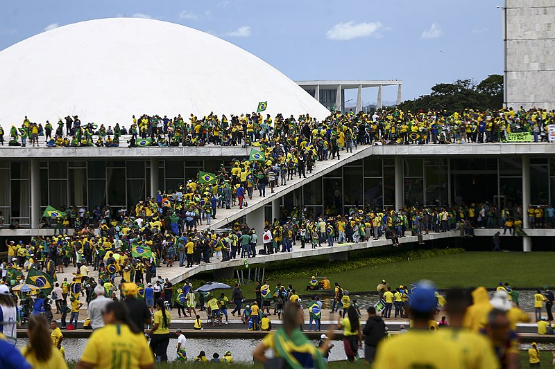 invasao-de-8-de-janeiro-visao-ampla-da-rampa-do-congresso-3