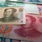 moeda chinesa Brasil