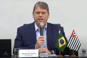 Tarcísio evento Gilmar Mendes