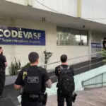 agentes da Polícia Federal fazem busca na Codevasf