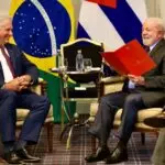 Miguel Díaz-Canel, ditador de Cuba, recebe Lula em 2023: brasileiro fez escala em Havana antes de seguir para a Assembleia Geral da ONU, em Nova York | Foto: Reprodução/Twitter/Díaz-Canel