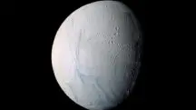 elemento essencial vida Saturno