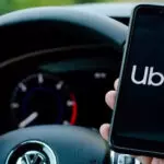 A Uber afirmou ter pago R$ 100 mil ao pai e à viúva do motorista como seguro | Foto: Divulgação/Uber