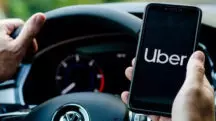 A Uber afirmou ter pago R$ 100 mil ao pai e à viúva do motorista como seguro | Foto: Divulgação/Uber
