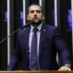 Carlos Jordy Luís Roberto Barroso impeachment discurso UNE - gazeta do povo