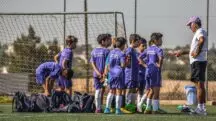 Técnico futebol estupro