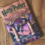 livro - harry potter e a pedra filosofal