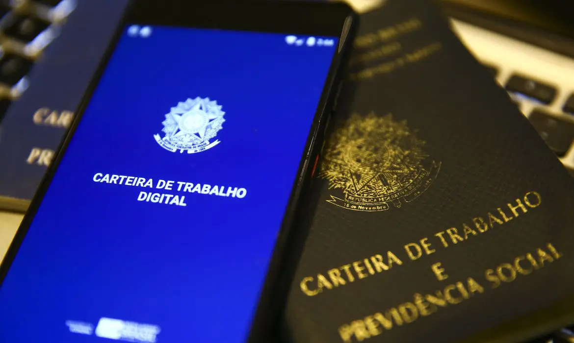 Dados sobre mercado de trabalho no Brasil foram divulgados nesta quinta-feira, 30 | Foto: Marcelo Camargo/Agência Brasil