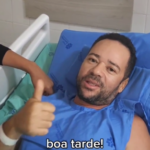 homem atingido aparelho academia