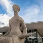 quem fiscaliza o supremo - stf - colunista malu gaspar - o globo