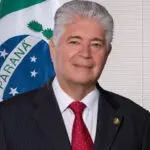 ex-governador pensão vitalícia; Requião critica Lula