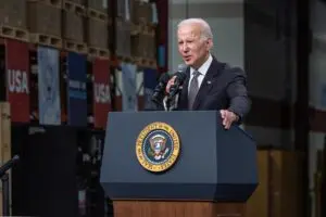 Biden retira sanções instituto Chinês