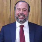 Ministro de Alexandre Silveira, de Minas e Energia, em leilão na quarta-feira, 27 de setembro: 'A Petrobras deve renegociar com as refinarias que foram privatizadas, para que ela possa readquirir essas refinarias' | Foto: Valter Campanato/Agência Brasil