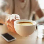 café