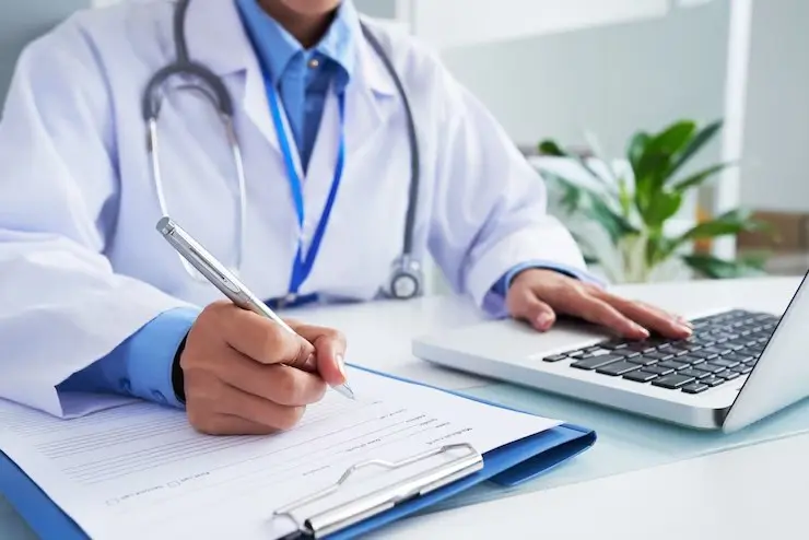 Medicina está entre os cursos que mais formam profissionais ricos no Brasil | Foto: Reprodução