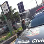 alunos expulsos masturbação universidade