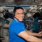 Astronauta preso espaço