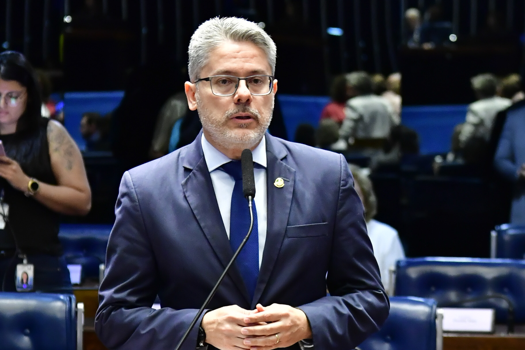 Plenário do Senado; Senador