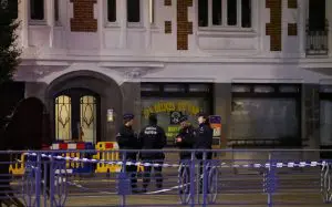 Ataque terrorista em Bruxelas reivindicado pelo Estado Islâmico deixa dois mortos