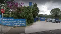 estudantes armados escola