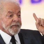 lula nega auxílio moradia
