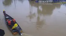 SC carro correnteza idosas