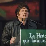 dolarização argentina | Javier Milei acredita que a dolarização trará estabilidade econômica e financeira para o país | Foto: Reprodução/Vox España