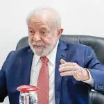 folha x lula - falsa equivalência sobre guerra entre israel e terroristas do Hamas