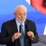 Lula Bolsa Estudantes | Lula discursa na primeira seleção de propostas do Novo Minha Casa Minha Vida | Foto: Valter Campanato/Agência Brasil