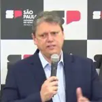tarcísio de freitas - coletiva de imprensa - greve no transporte de sp