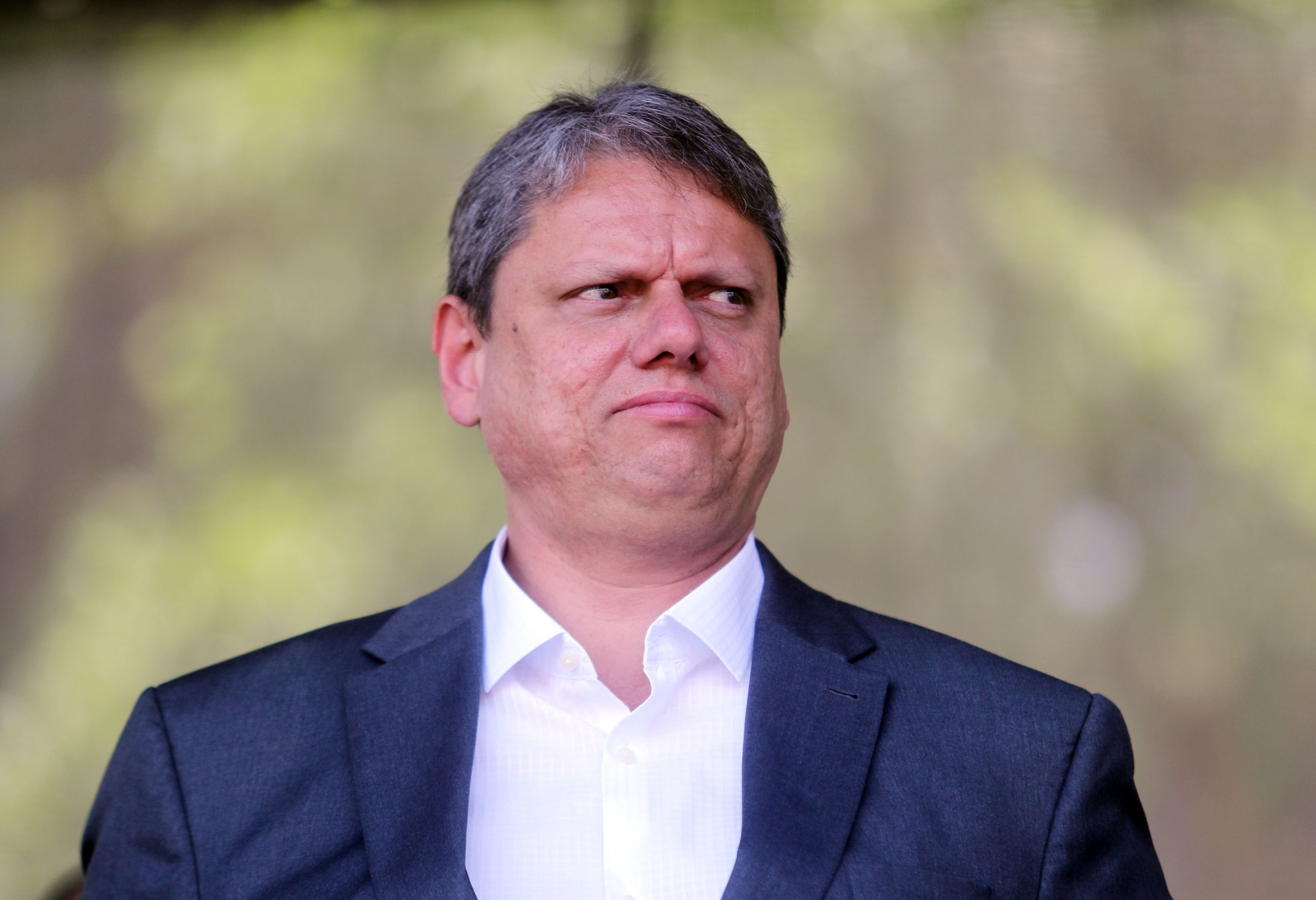 O governador Tarcísio de Freitas, durante e entrega de 324 viaturas para Polícia Civil na Praça Charles Miller, no Pacaembu - 20/12/2023 | Foto: Alex Silva/Estadão Conteúdo