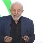 Lula Opep | O presidente da república, Luiz Inácio Lula da Silva, durante a Cerimônia de Sanção ao Projeto de Lei n° 3023/2022, que define pensão para filhos de pessoas com hanseníase submetidas compulsoriamente a isolamento ou internação realizada no Palácio do Planalto nesta sexta-feira, 24 de novembro - 24/11/2023 | Foto: Mateus Bonomi/Agência de Fotografia/Estadão Conteúdo