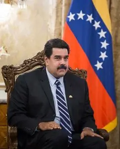 Maduro decretos | O anúncio dos decretos foi feito durante um discurso a milhares de pessoas na capital venezuelana | Foto: Reprodução/Wikimedia Commons