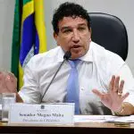 Magno Malta apoia Eduardo Bolsonaro e Daniel Silveira e repudia perseguição judicial contra conservadores | Foto: Alejandro Zambrana/Secom/TSE