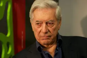 Vargas Llosa aposenta