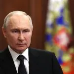 Rússia eleição putin poetas condenção guerra