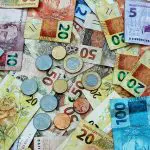 Dinheiro 13º salário cashback