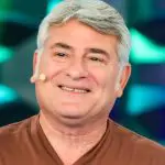 Cléber Machado é o principal narrador esportivo do SBT