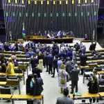 Desoneração da folha | O presidente da Casa, Arthur Lira (PP-AL), se reuniu nesta tarde com os partidos, na tentativa de chegar a um acordo para iniciar a votação nesta noite | Foto: Zeca Ribeiro/Câmara dos Deputados