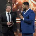 Foto de Luciano Huck e Paulo Vieira no Melhores do Ano, da TV Globo