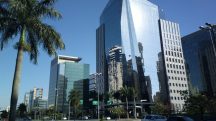 Prédios na Av. Faria Lima, um das regiões mais importantes para a economia da cidade de São Paulo